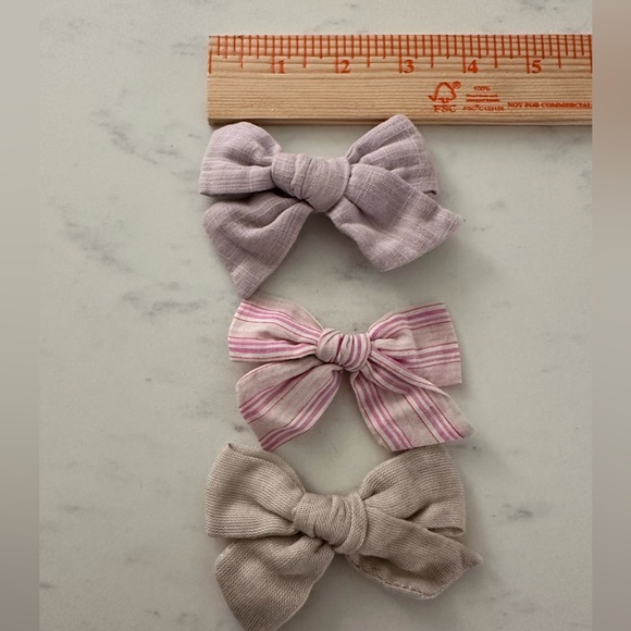 LITTLE POPPY CO COMPANY lot 3 bows light purple stripes and off white clip - Picture 2 of 4